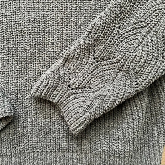 Navy Blue Poof  Apparel knit Sweater Size Small - Picture 2 of 5